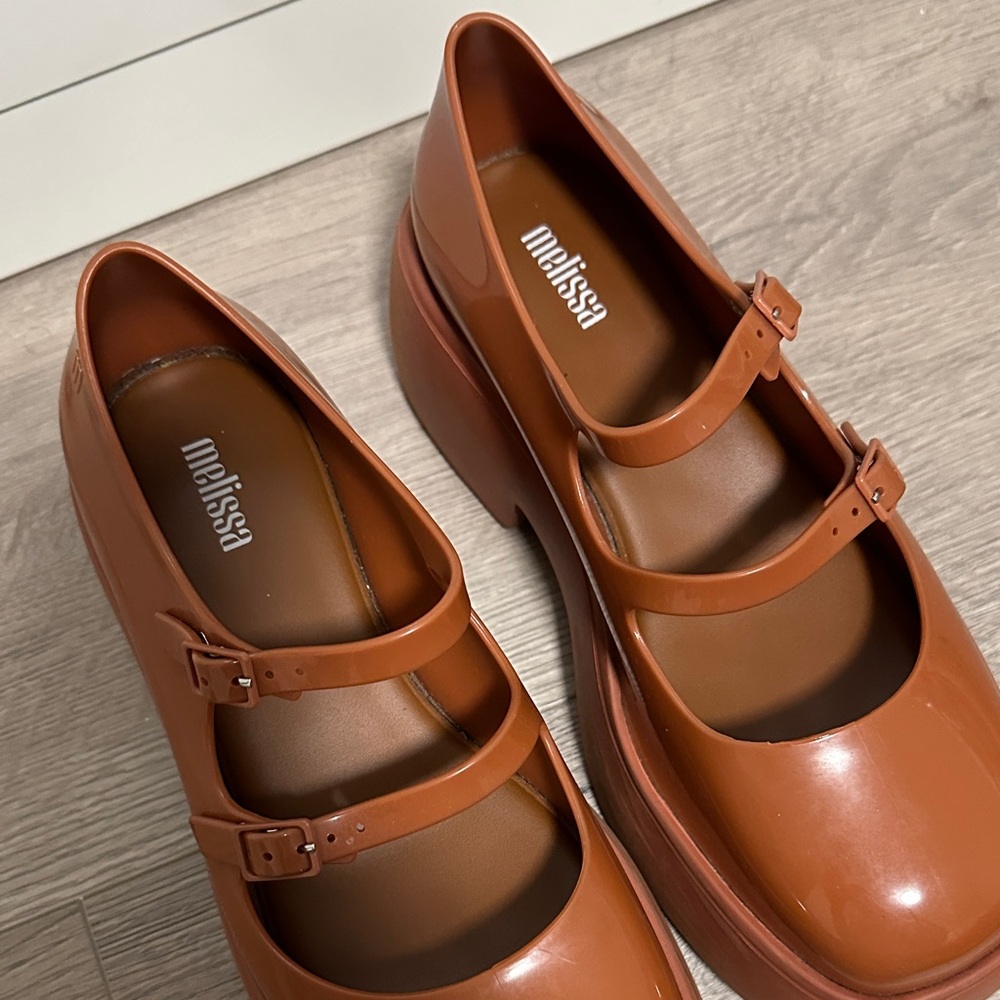 Melissa Platform Mary Jane Shoes in Tan Brown with Black Straps - Picture 11 of 13